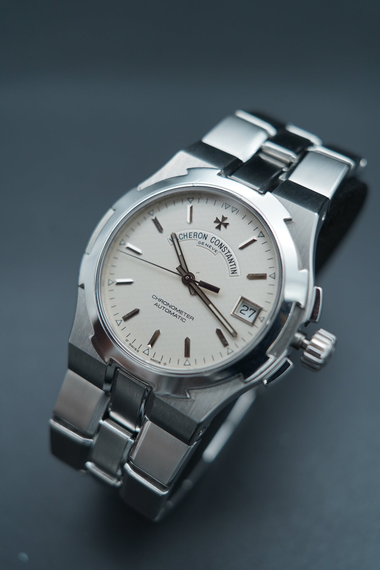 Vacheron Constantin Overseas 42040 - White dial