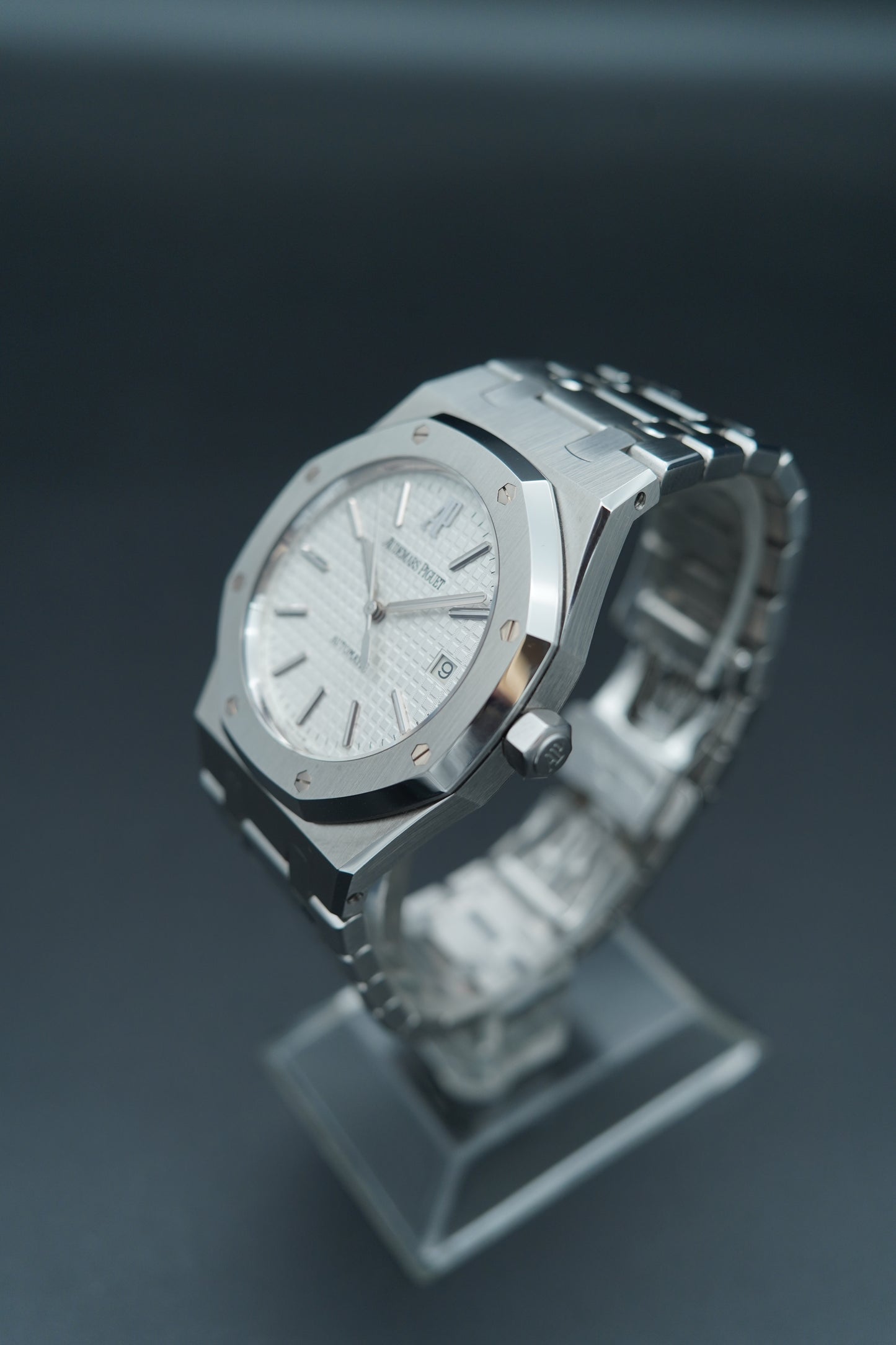 Audemars Piguet Royal Oak Ref. 15300 - White dial