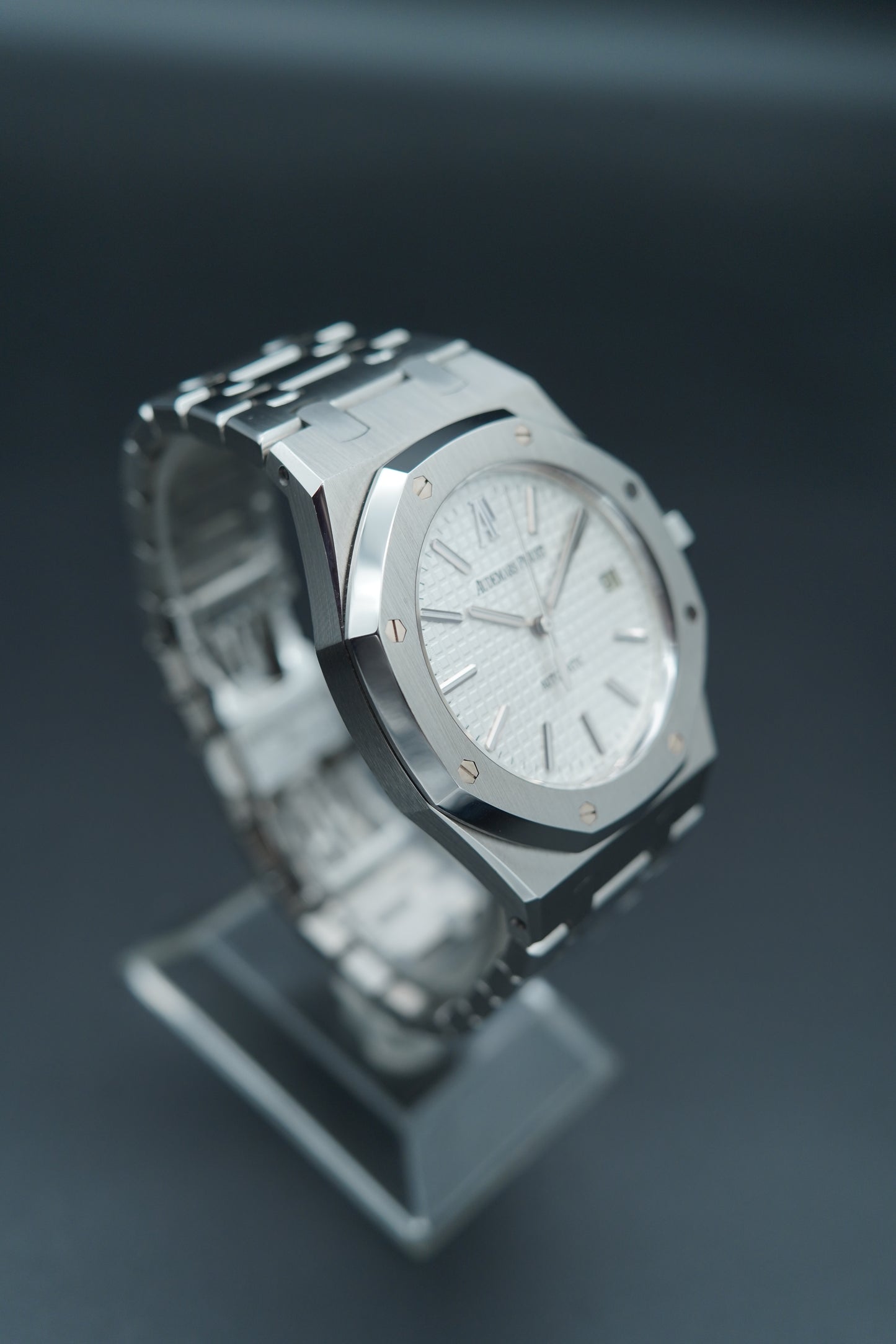 Audemars Piguet Royal Oak Ref. 15300 - White dial