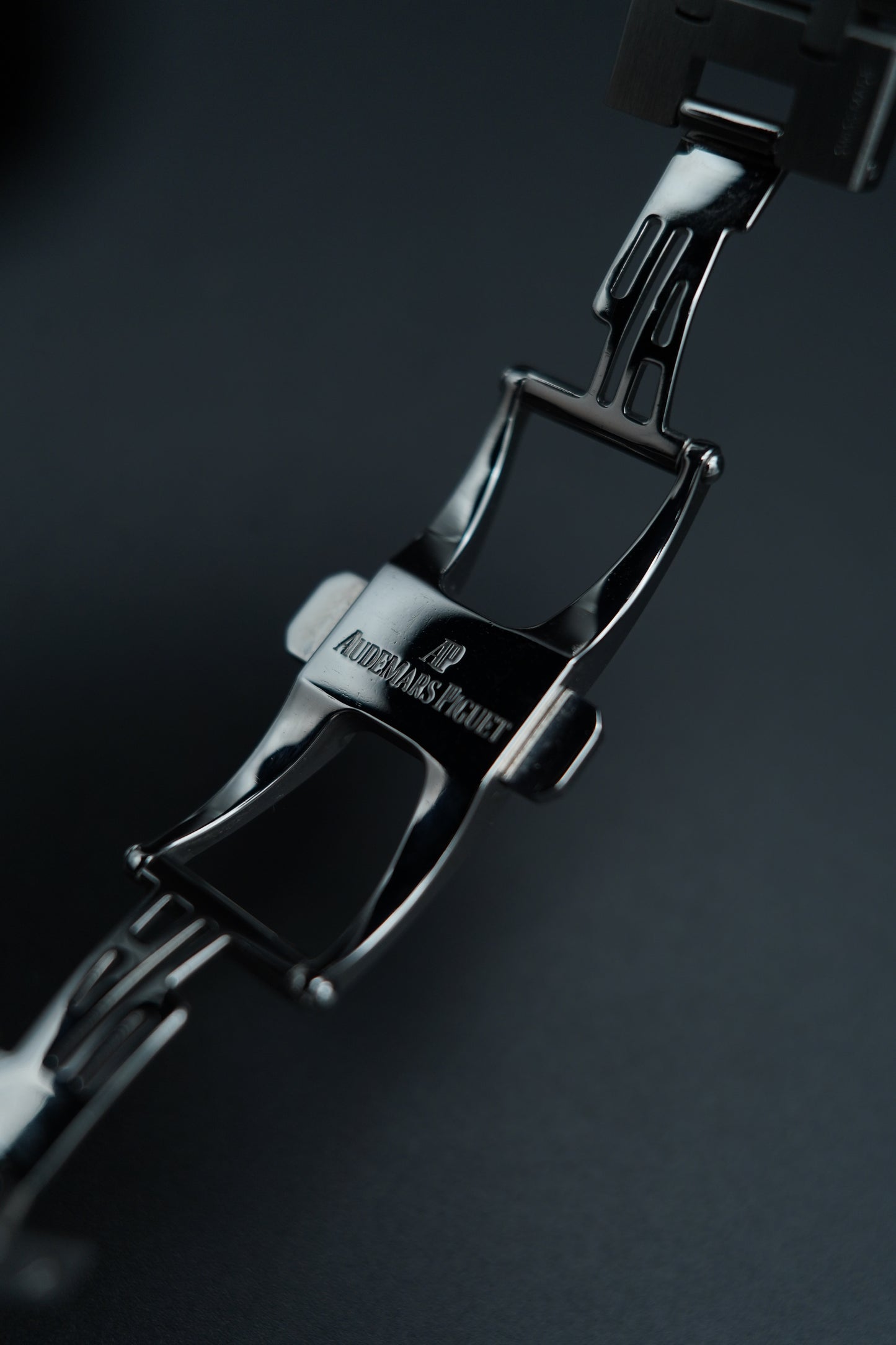 Audemars Piguet Royal Oak Ref. 15300 - White dial
