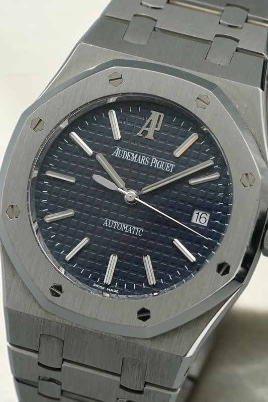 Audemars Piguer Royal Oak 15300 - Blue dial