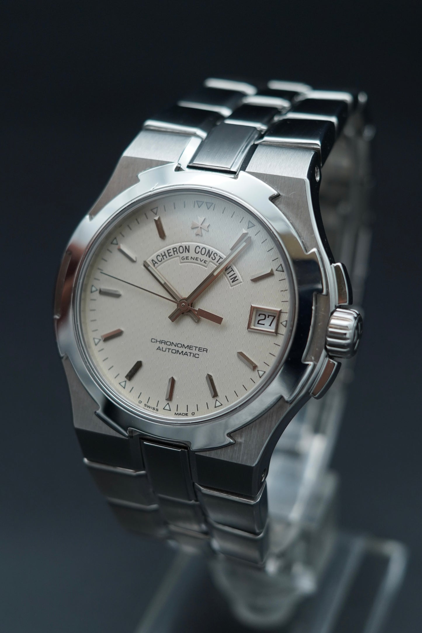 Vacheron Constantin Overseas 42040 - White dial
