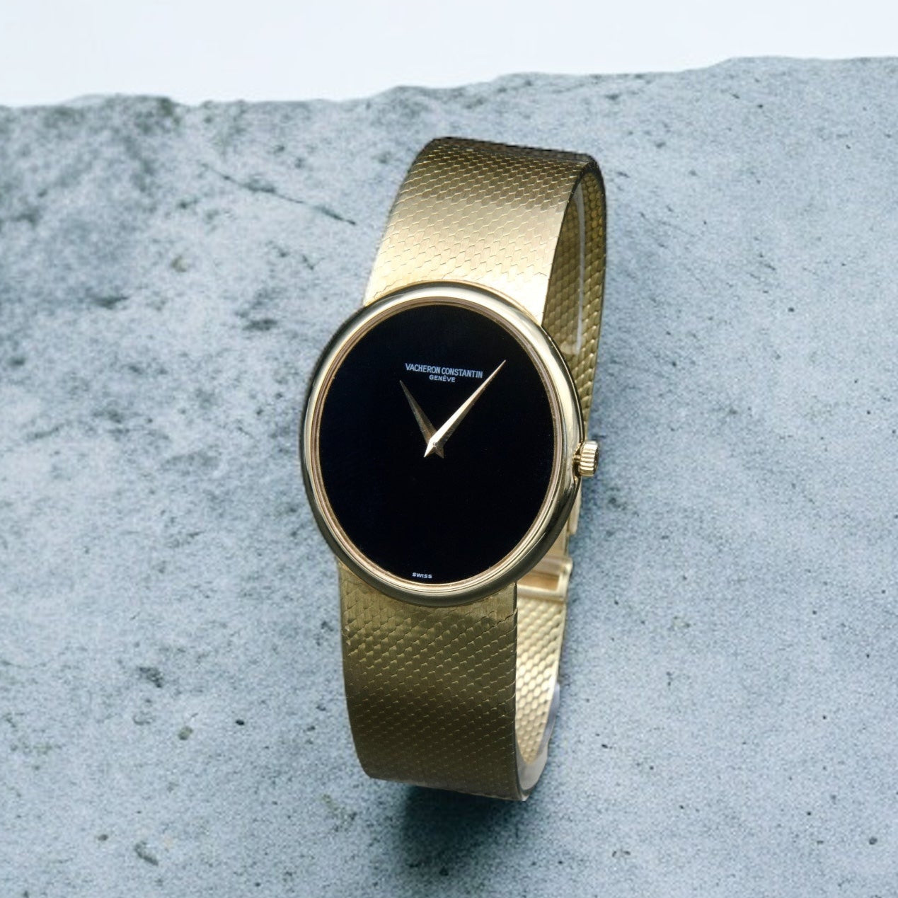 Vacheron Constantin 1974 Ellipse Oval 2047P - Onyx stone dial