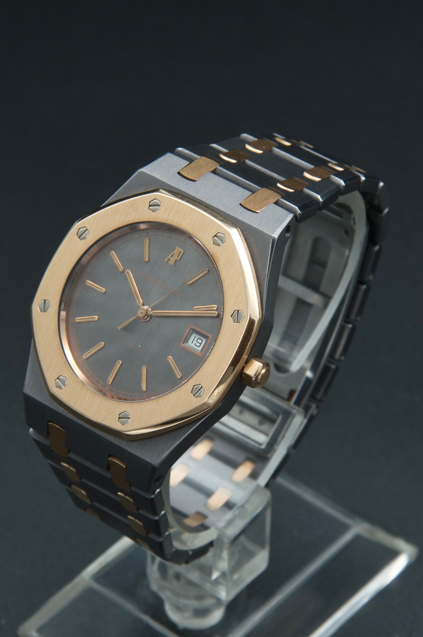 Audemars Piguet Royal Oak Tantalum and Rose gold - AP Extract