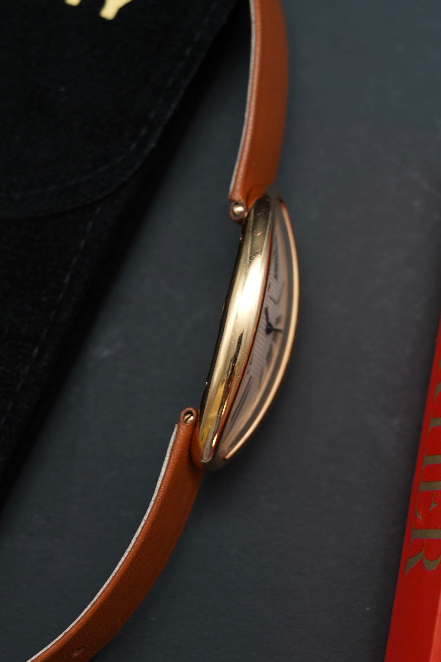 Cartier Baignoire Allongée 2606