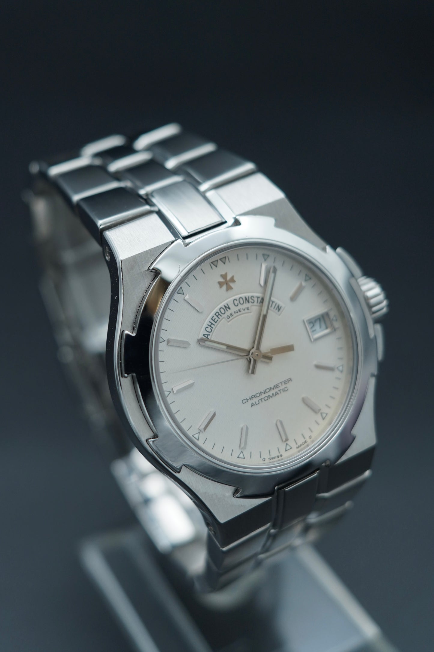 Vacheron Constantin Overseas 42040 - White dial