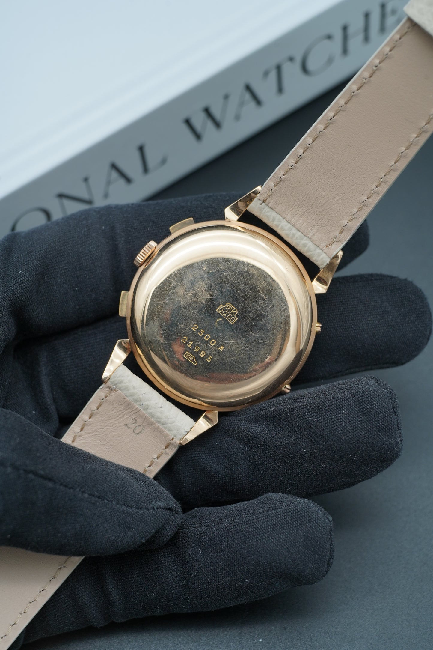 Orator Extra Chronograph Triple Date Valjoux 72C - Rose Gold