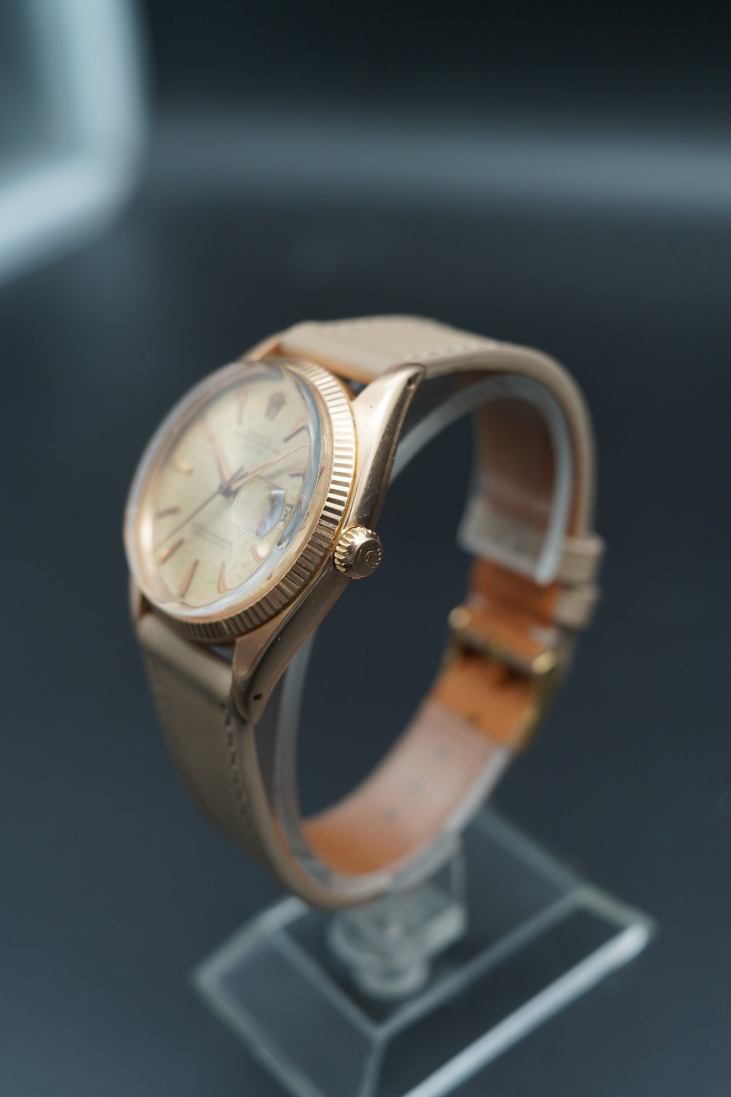 Rolex Oyster Perpetual Date 1503 Rose Gold