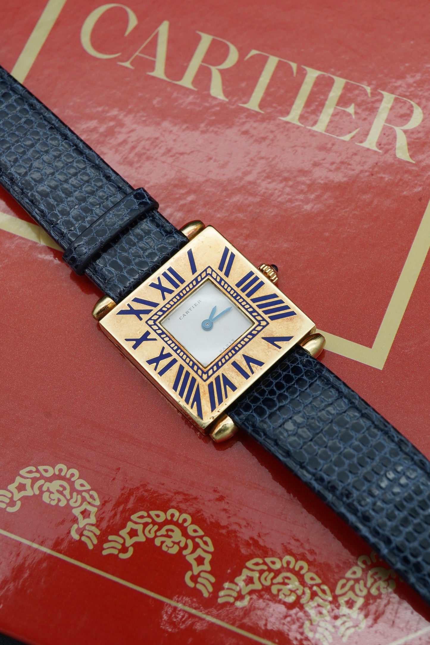 Cartier Tank Obus Yellow Gold Vintage Watch – Rare Roman Dial