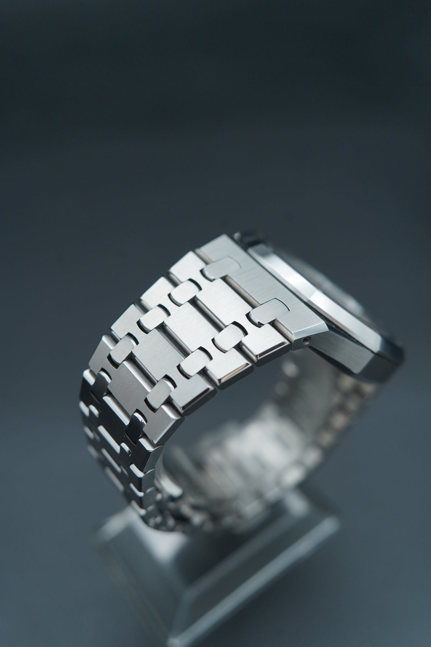 Audemars Piguet Royal Oak Ref. 15300 - White dial