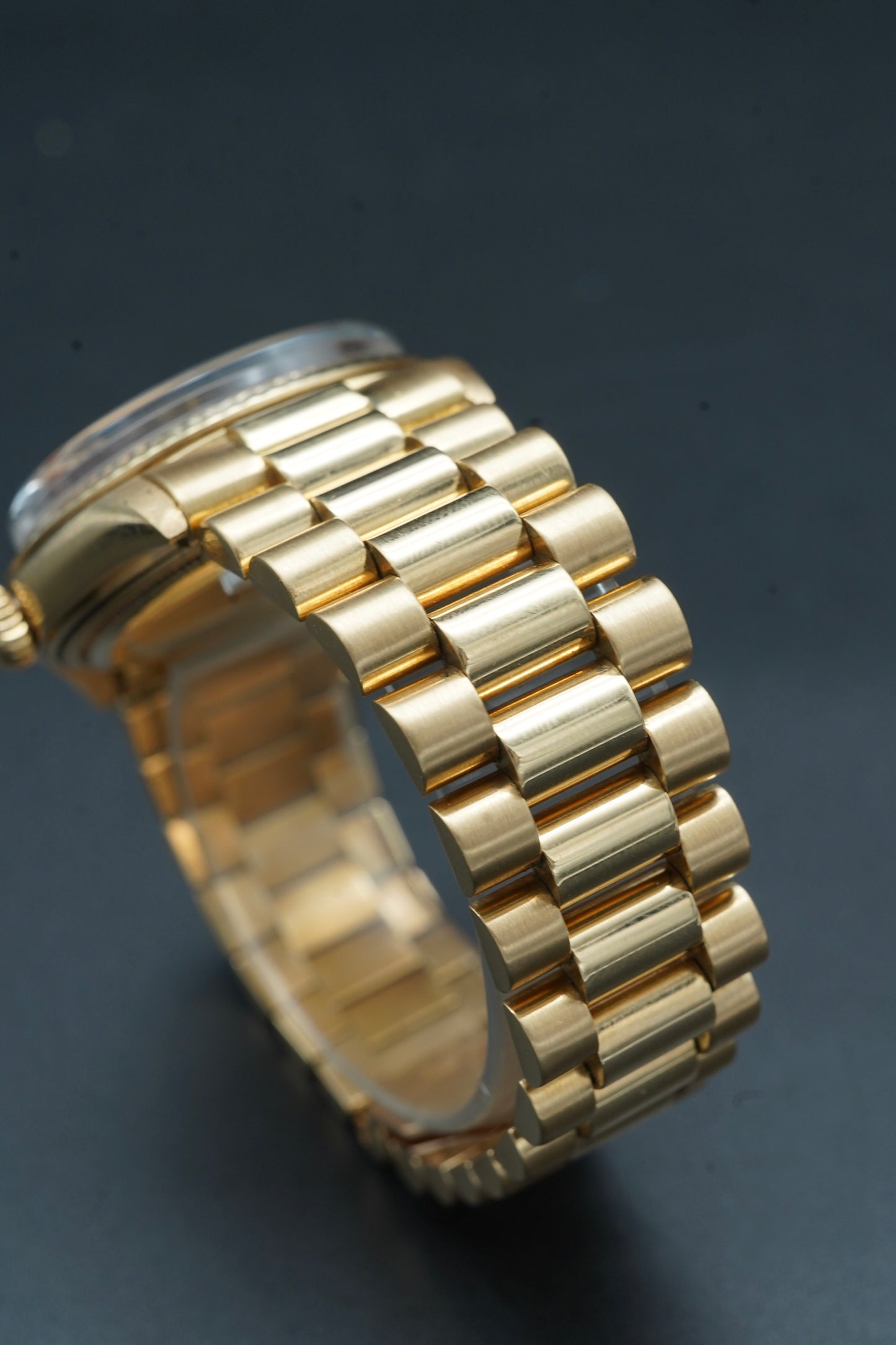 Rolex Day-Date 1803 Oxblood with diamonds