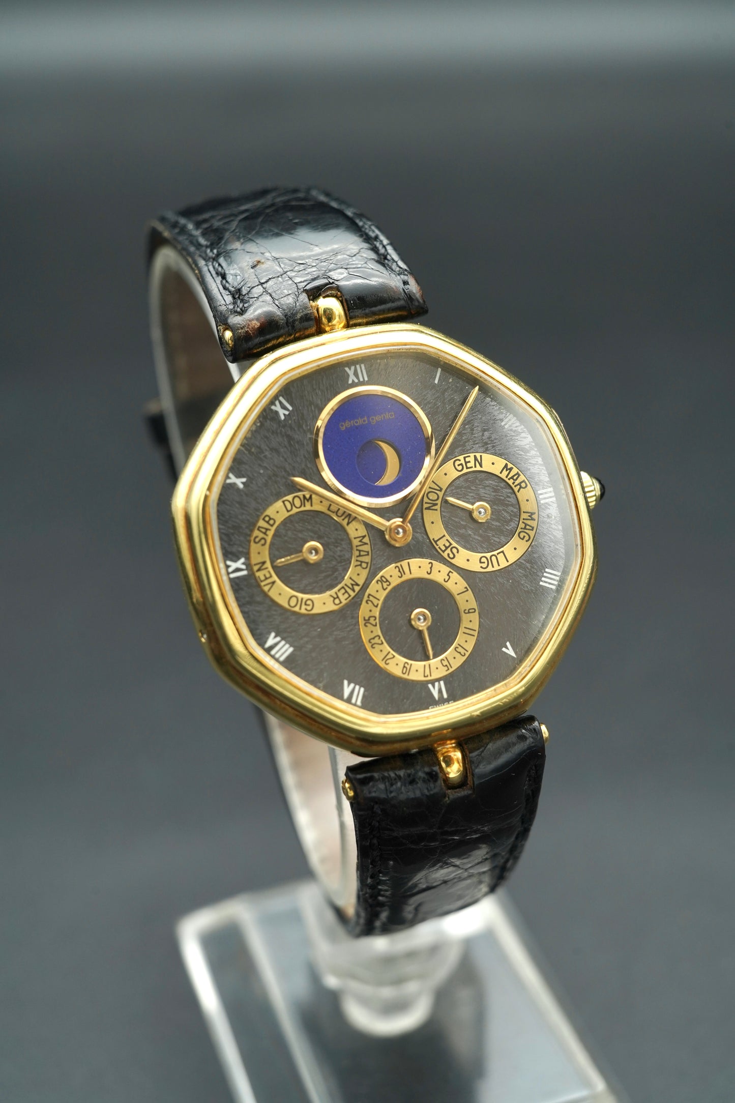 Gerald Genta Perpetual Calendar Moonphase - Gold 18kt Amazing dial