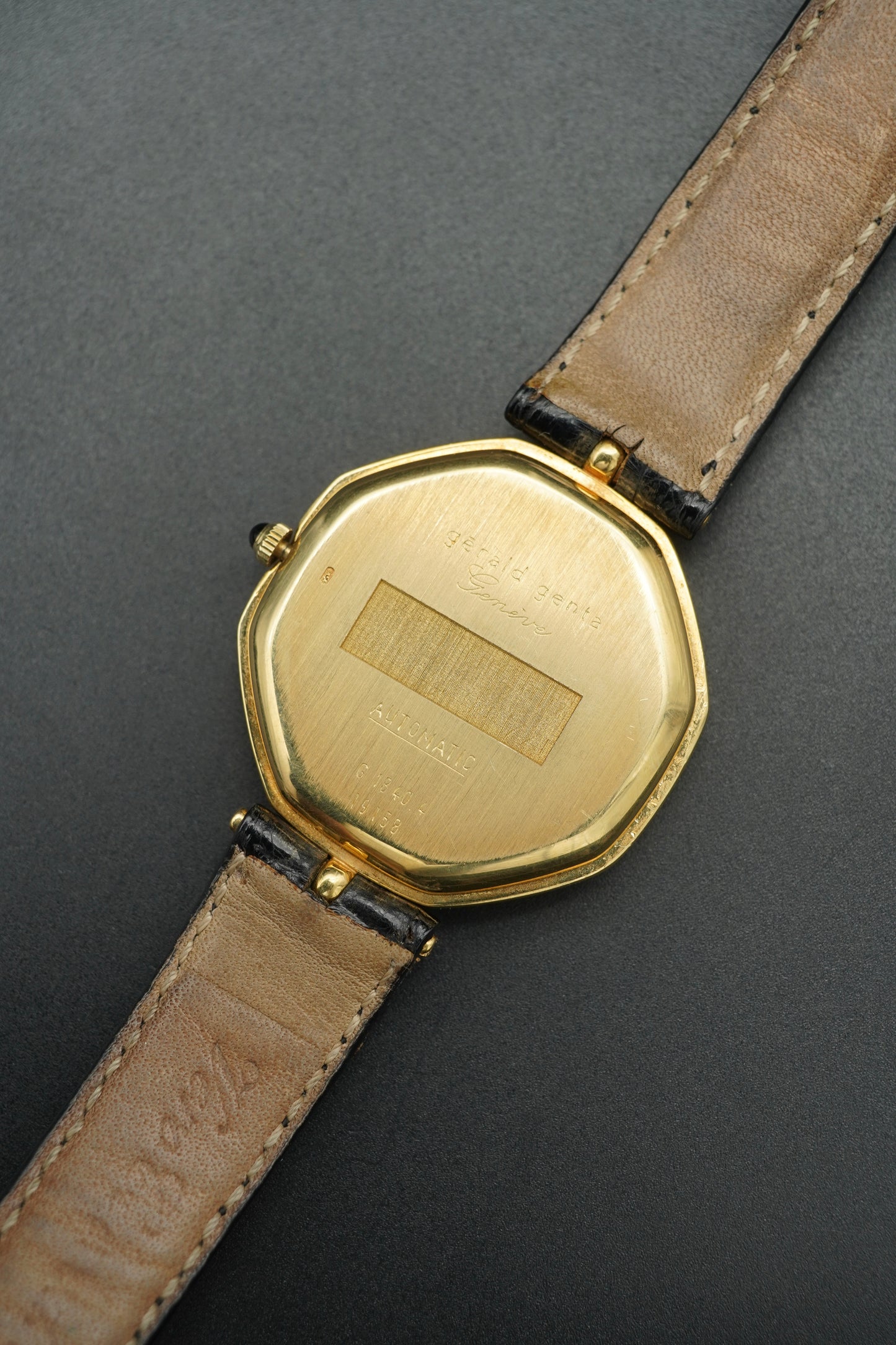 Gerald Genta Perpetual Calendar Moonphase - Gold 18kt Amazing dial