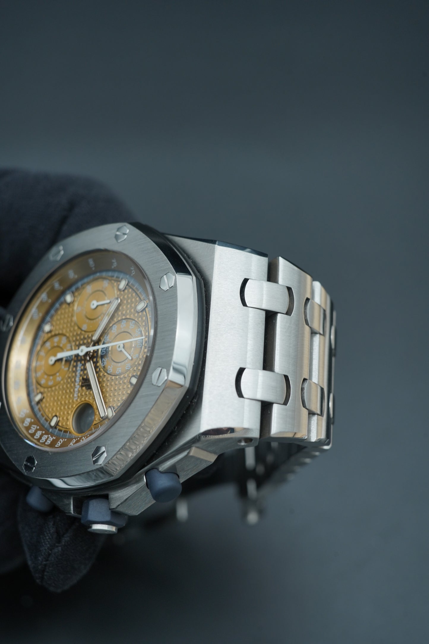 Audemars Piguet Royal Oak Offshore 25721ST Tropical