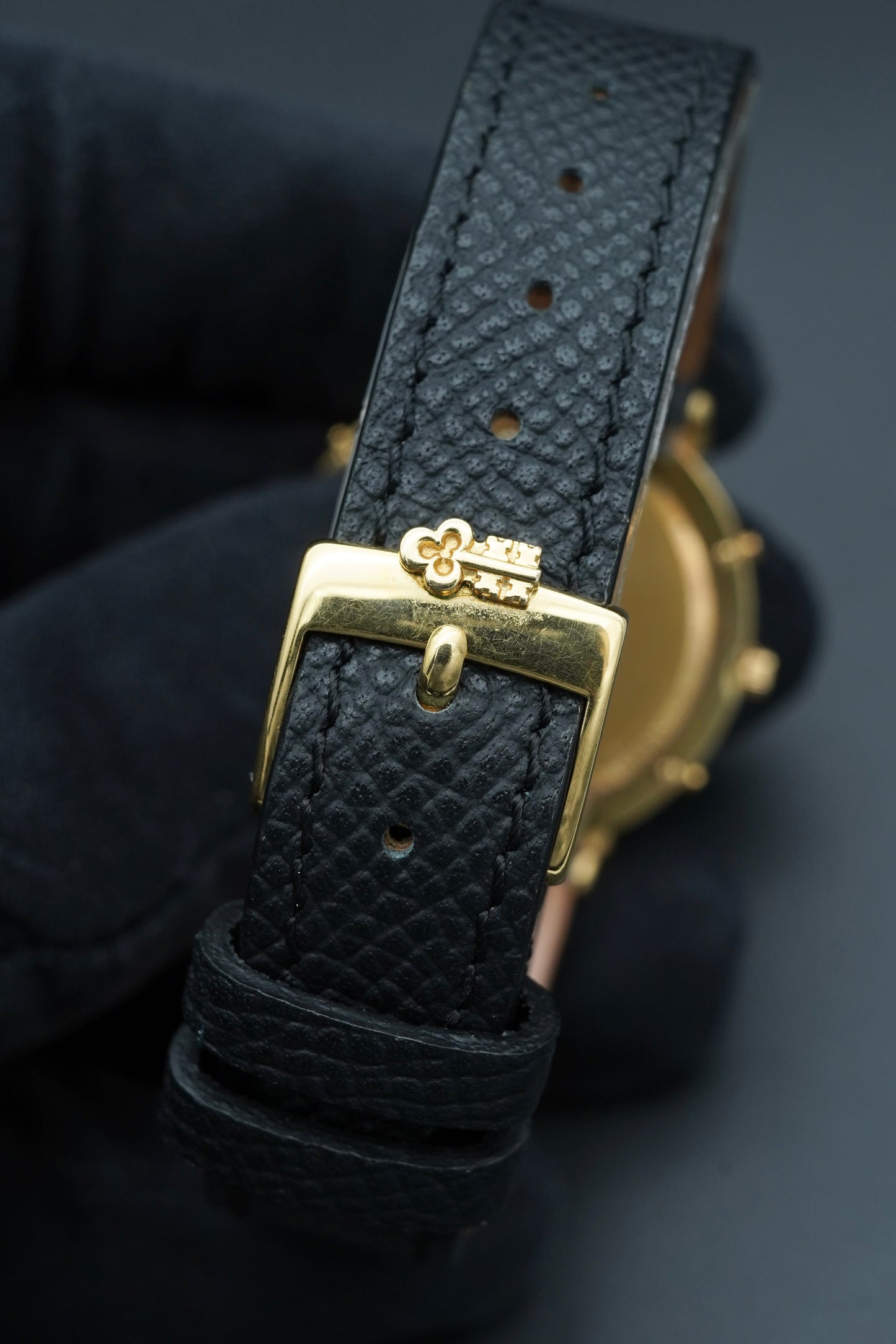 Corum Atomium MOP dial 50.320.65