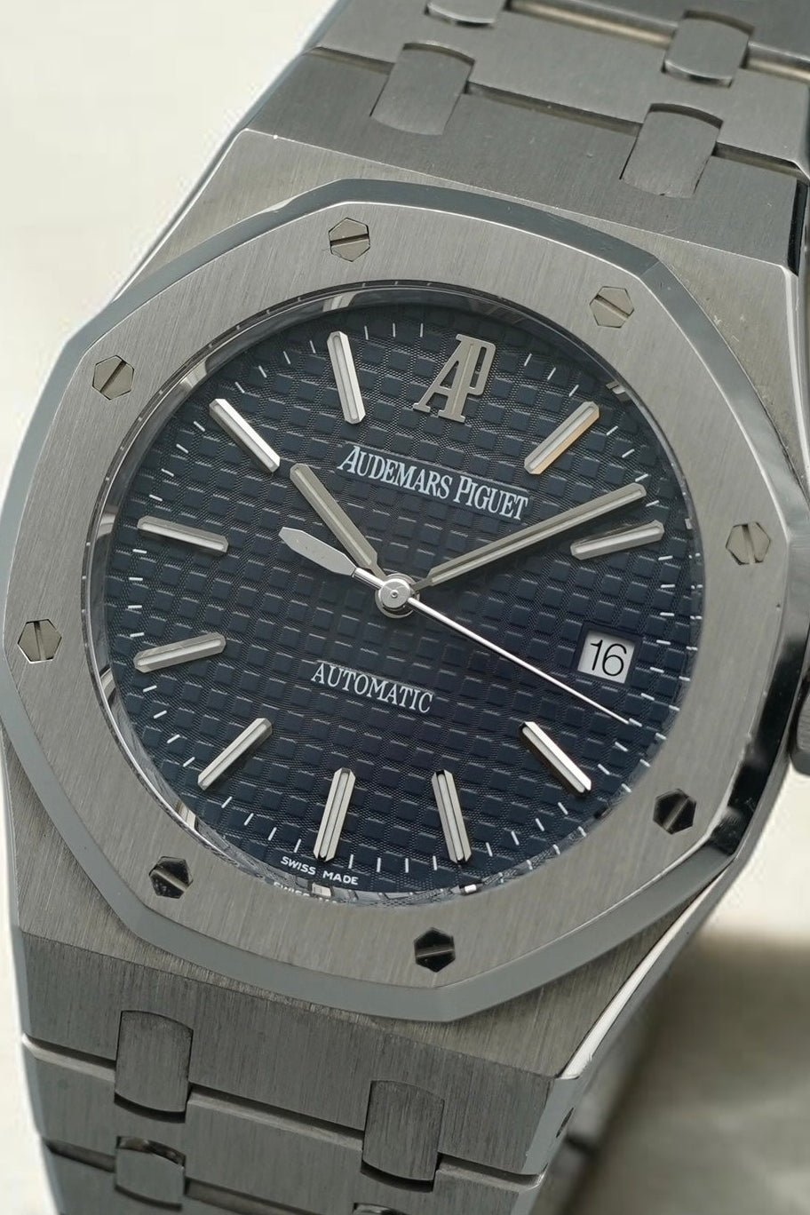 Audemars Piguer Royal Oak 15300 - Blue dial