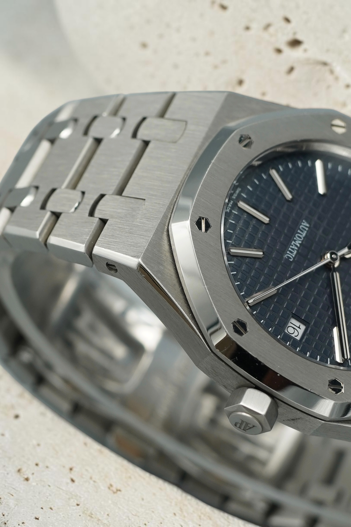 Audemars Piguer Royal Oak 15300 - Blue dial