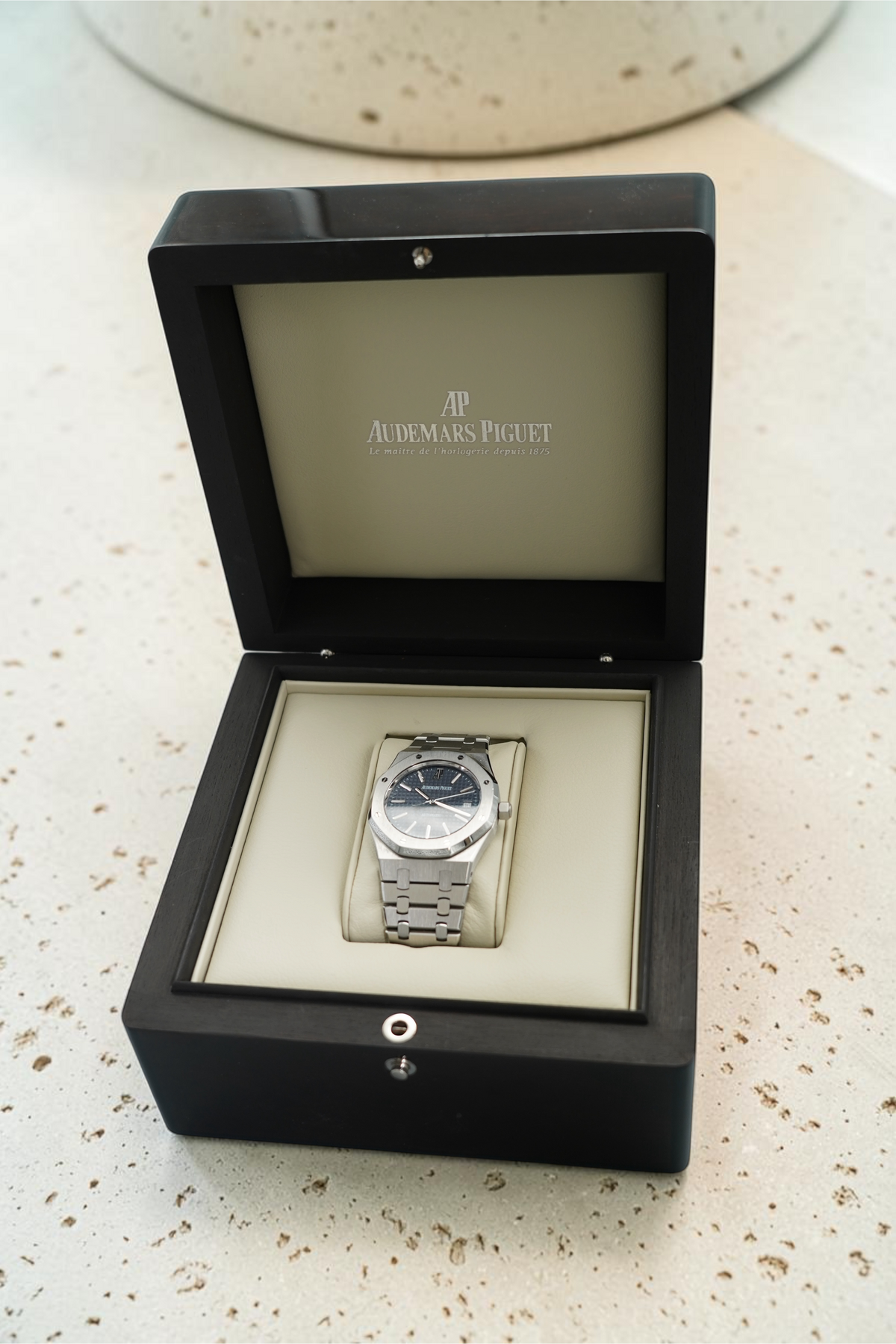 Audemars Piguer Royal Oak 15300 - Blue dial