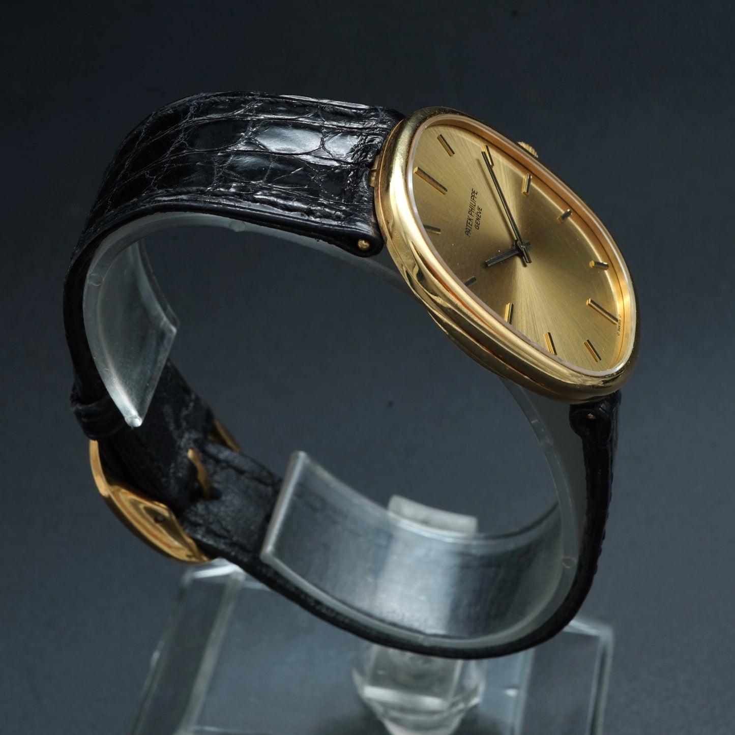 Patek Philippe Ellipse ref. 3848 - Gold dial