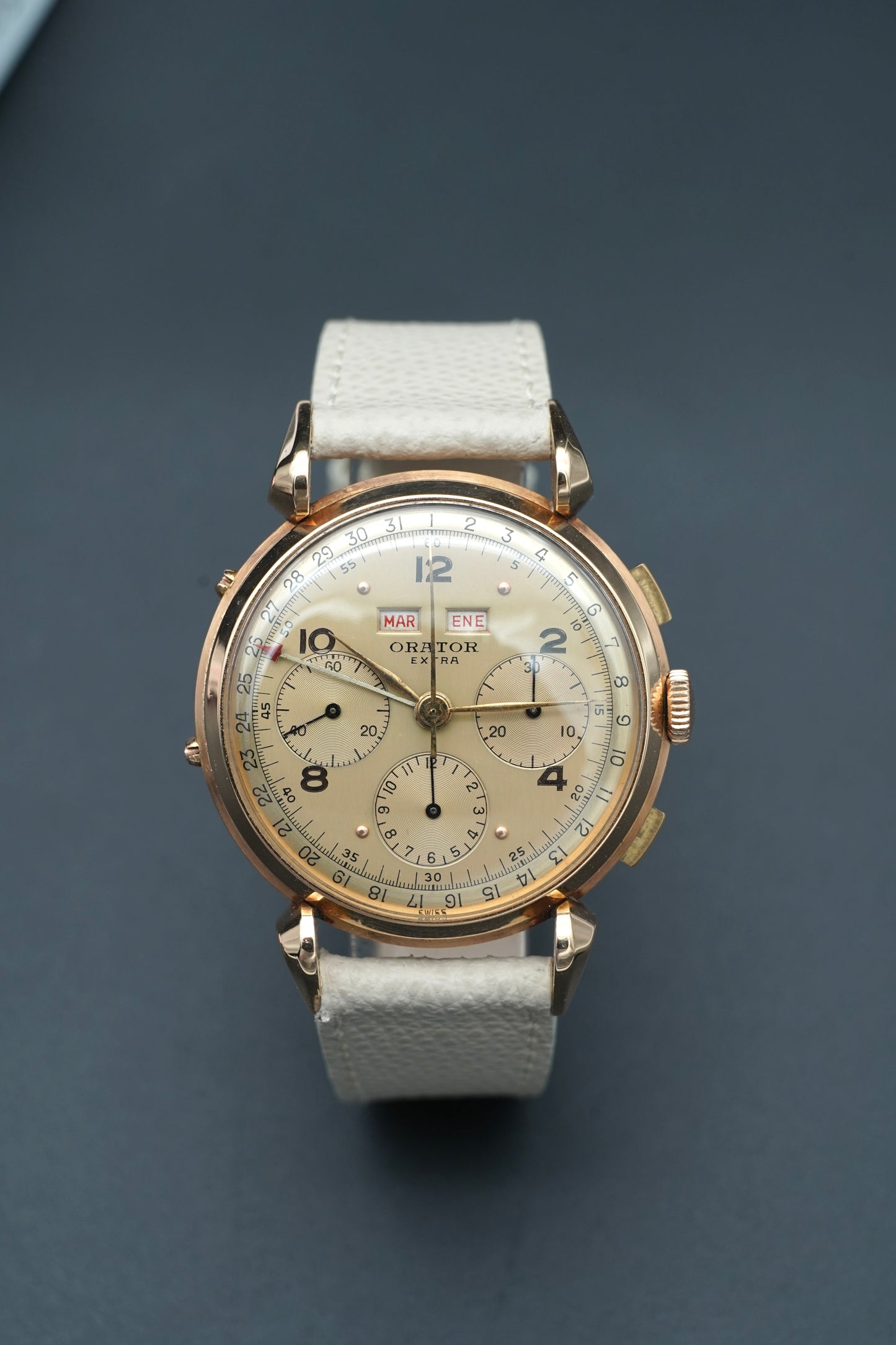 Orator Extra Chronograph Triple Date Valjoux 72C - Rose Gold